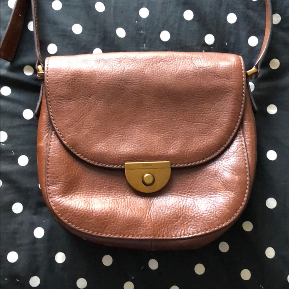 Brown leather fossil crossbody purse
